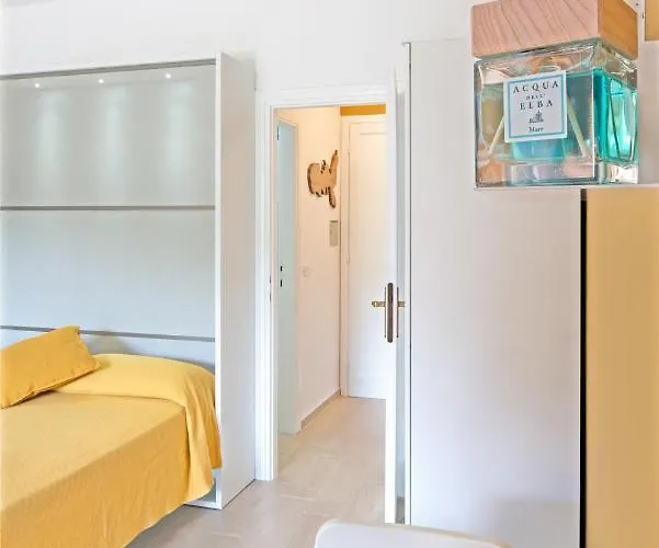 Le Tre Api Порт-Аццурро